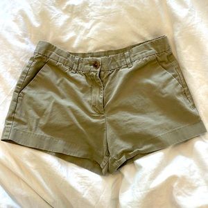 Gap khaki summer shorts, size 0R